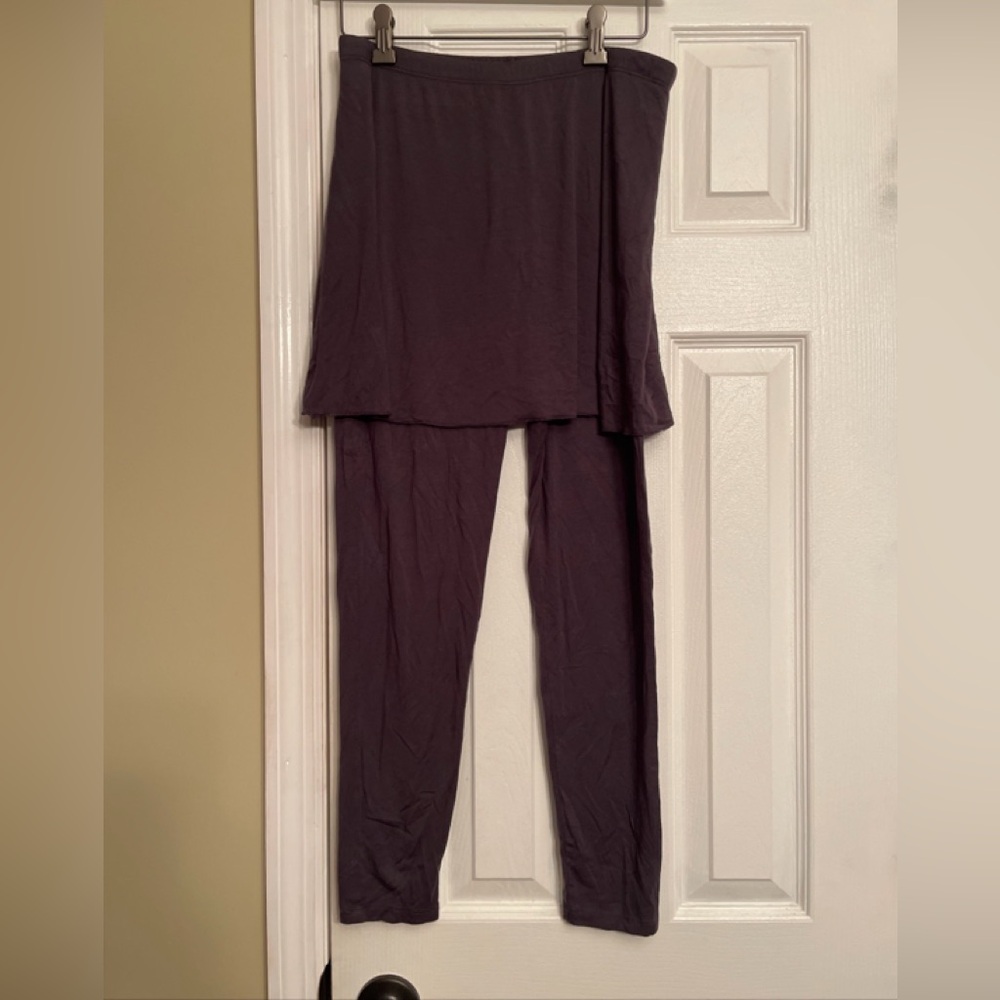 Skirt with leggings modest gray like Snoga athletic $58 small